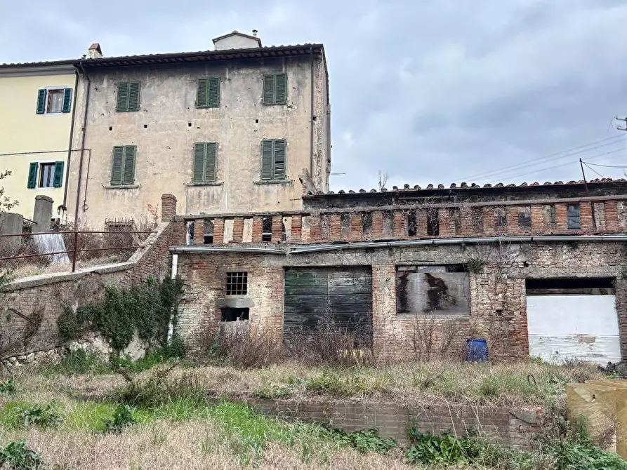 Immagine 2 di Rustico / casale in vendita  a Vicopisano