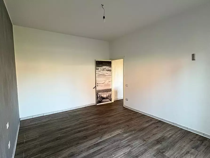 Immagine 4 di Appartamento in vendita  a Campiglia Marittima