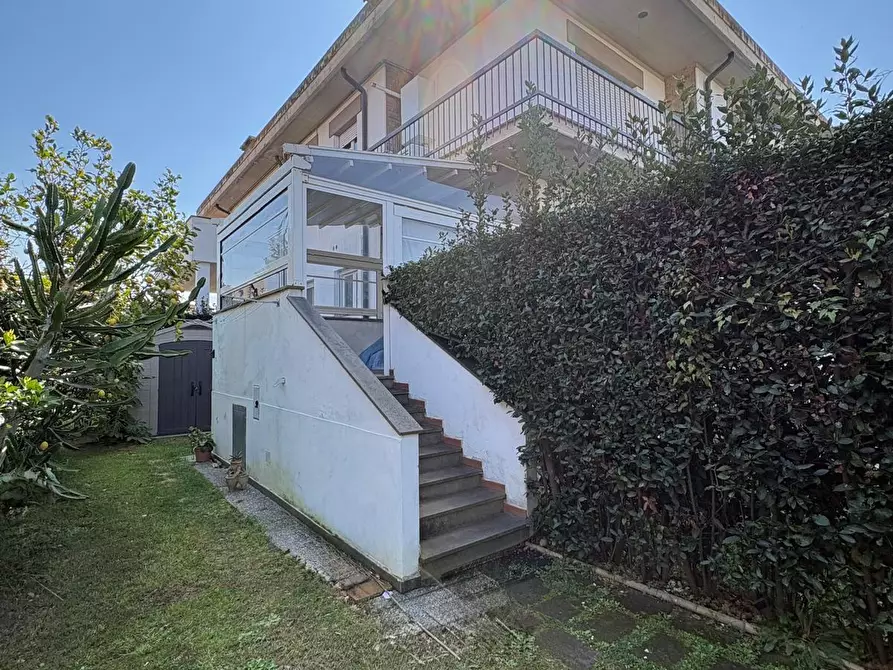 Immagine 1 di Appartamento in vendita  a Campiglia Marittima