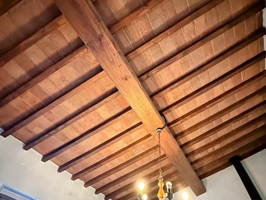 Immagine 10 di Casa colonica in vendita  a Suvereto