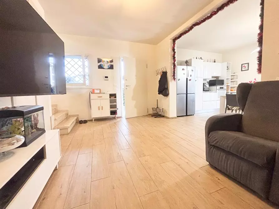 Immagine 14 di Villetta a schiera in vendita  a San Miniato