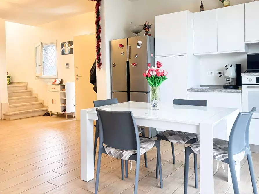 Immagine 2 di Villetta a schiera in vendita  a San Miniato