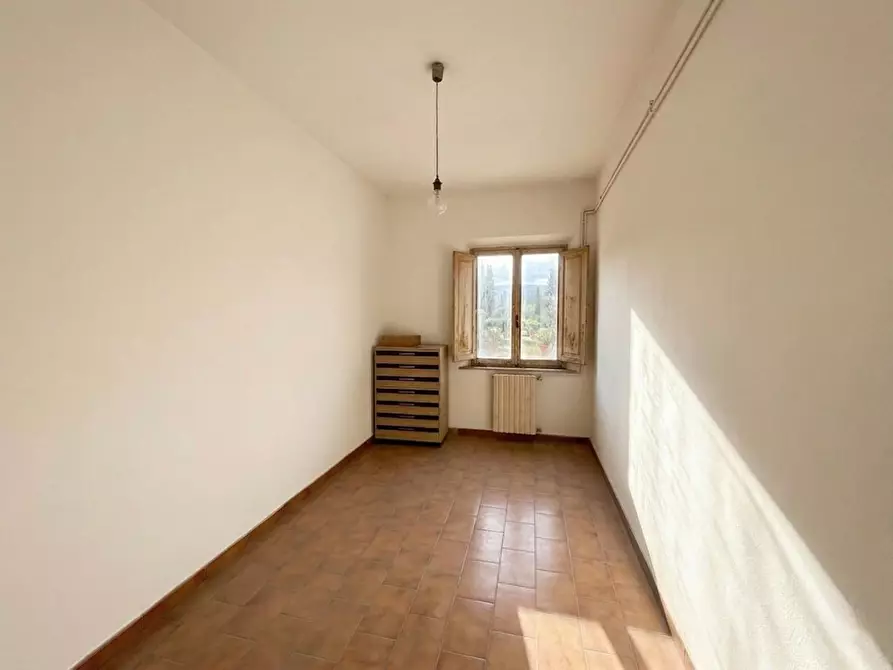 Immagine 17 di Appartamento in vendita  a Pontedera