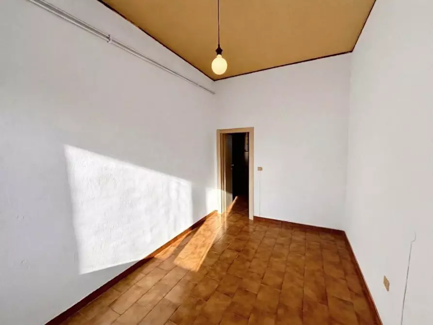 Immagine 19 di Appartamento in vendita  a Pontedera