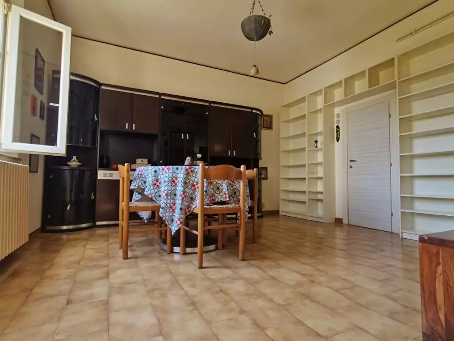 Immagine 2 di Appartamento in vendita  a Pontedera