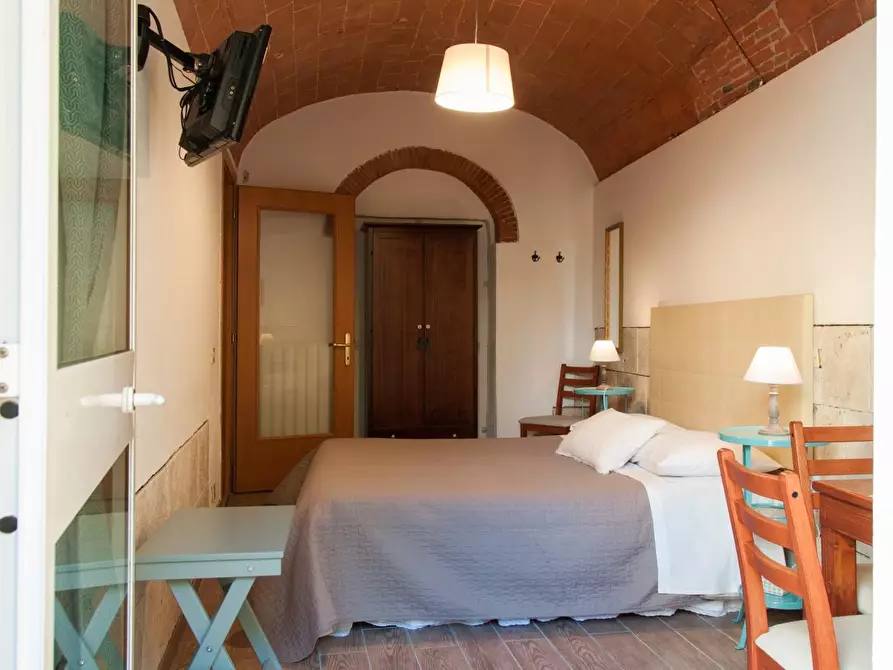 Immagine 5 di Appartamento in vendita  a Pisa