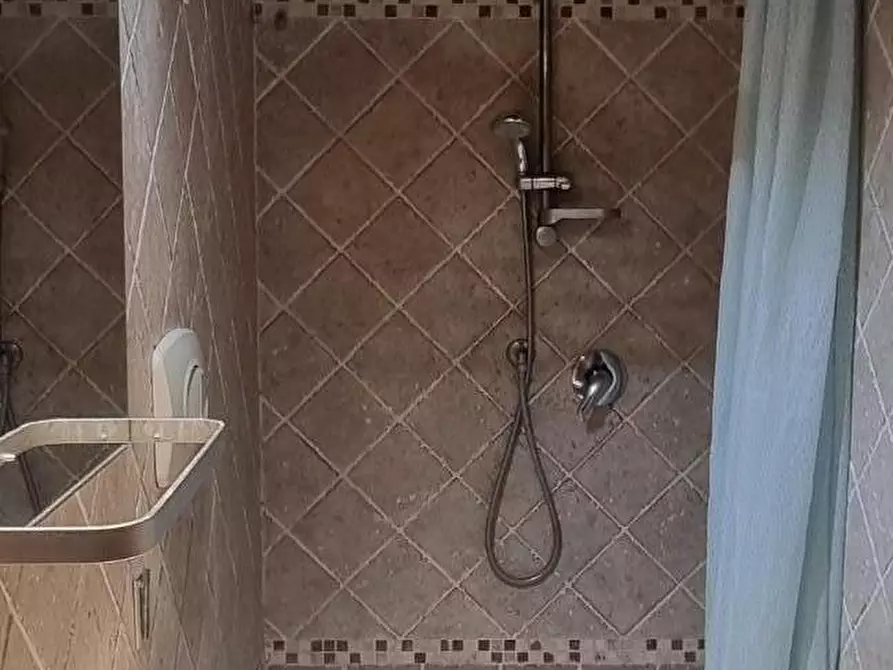 Immagine 14 di Appartamento in vendita  a Pisa