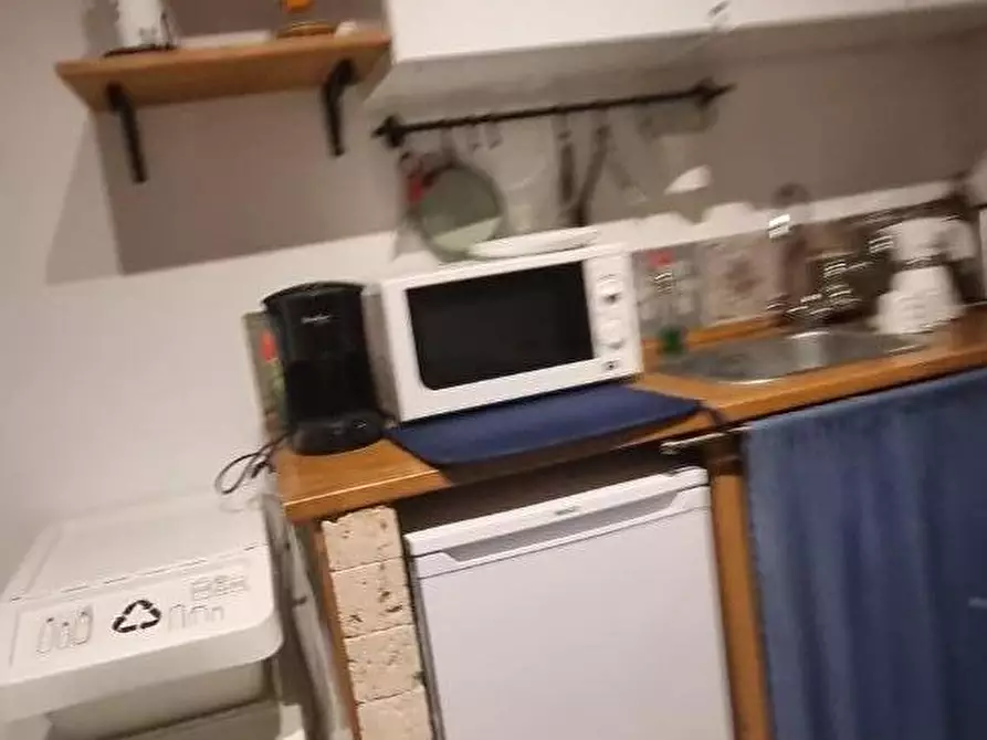 Immagine 16 di Appartamento in vendita  a Pisa