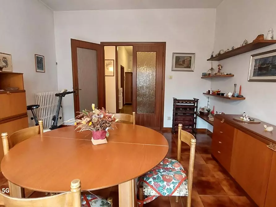 Immagine 2 di Appartamento in vendita  a Livorno
