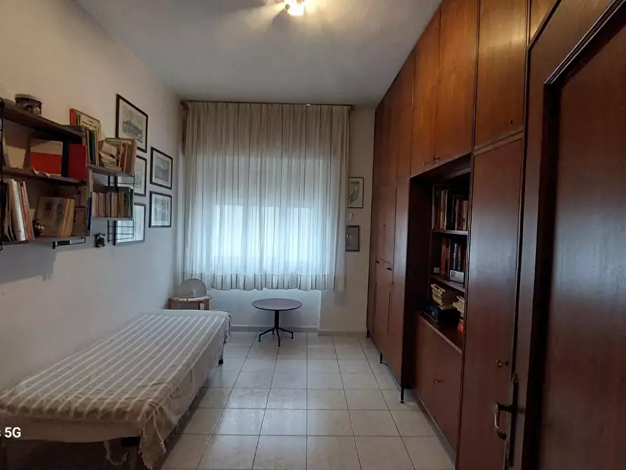 Immagine 4 di Appartamento in vendita  a Livorno