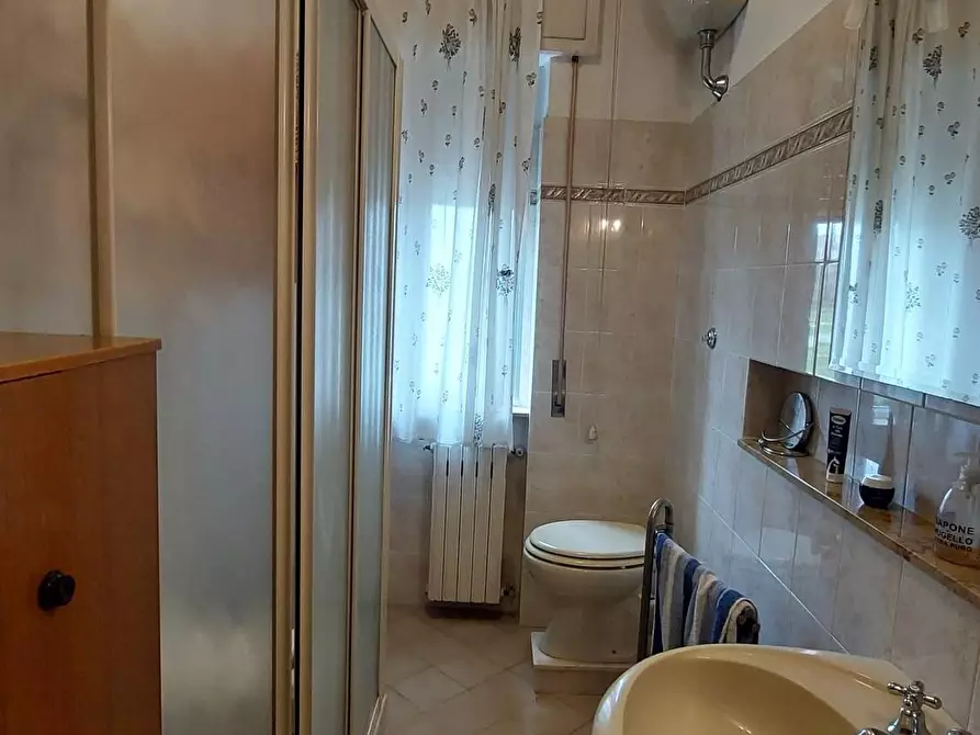 Immagine 8 di Appartamento in vendita  a Livorno