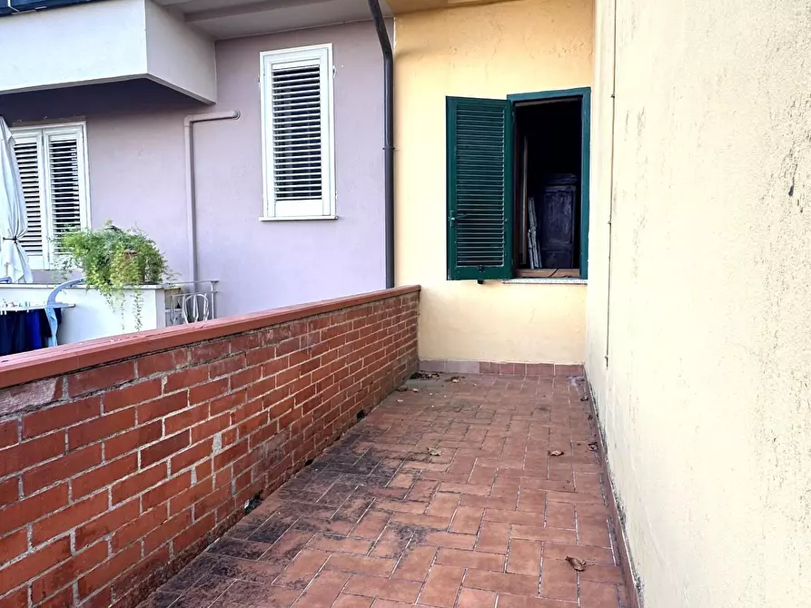 Immagine 28 di Terratetto in vendita  a Ponsacco