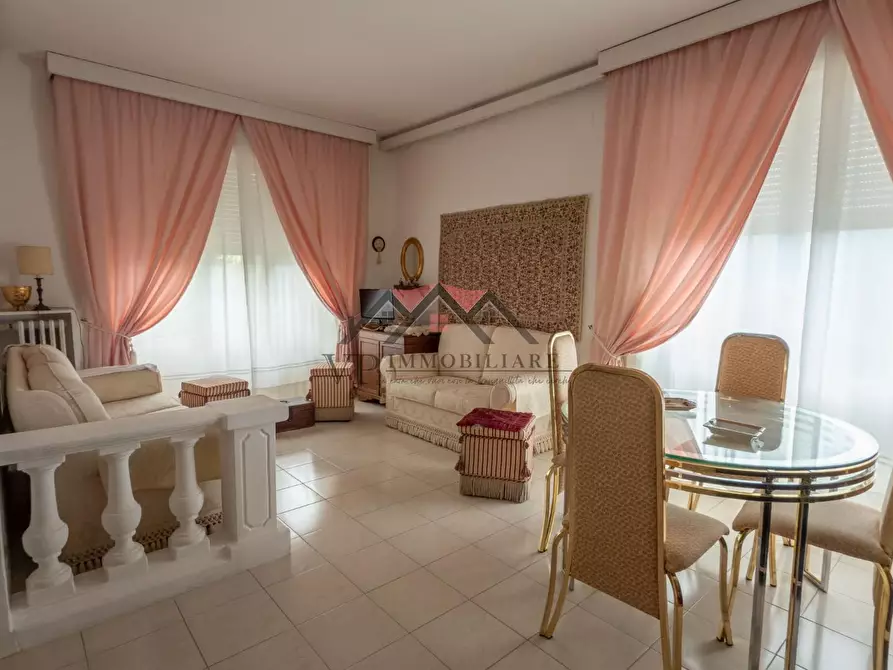 Immagine 1 di Appartamento in vendita  a Pomarance