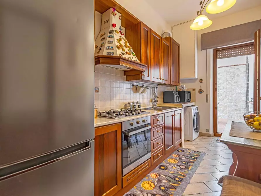 Immagine 8 di Appartamento in vendita  a Pontedera