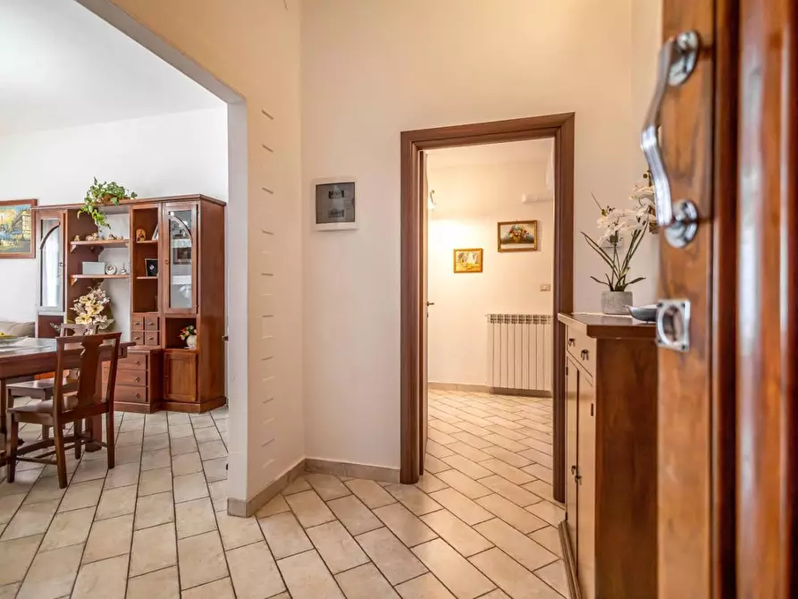 Immagine 2 di Appartamento in vendita  a Pontedera