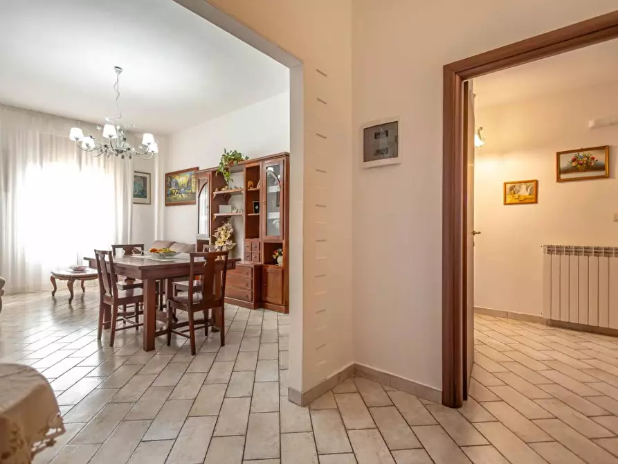 Immagine 1 di Appartamento in vendita  a Pontedera