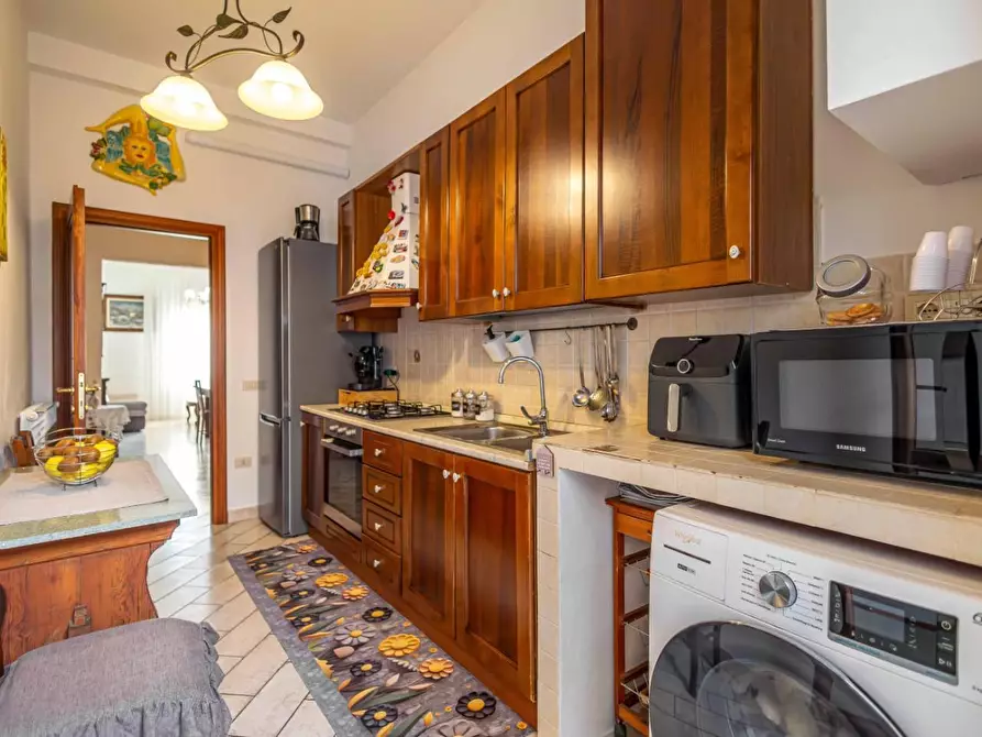 Immagine 10 di Appartamento in vendita  a Pontedera