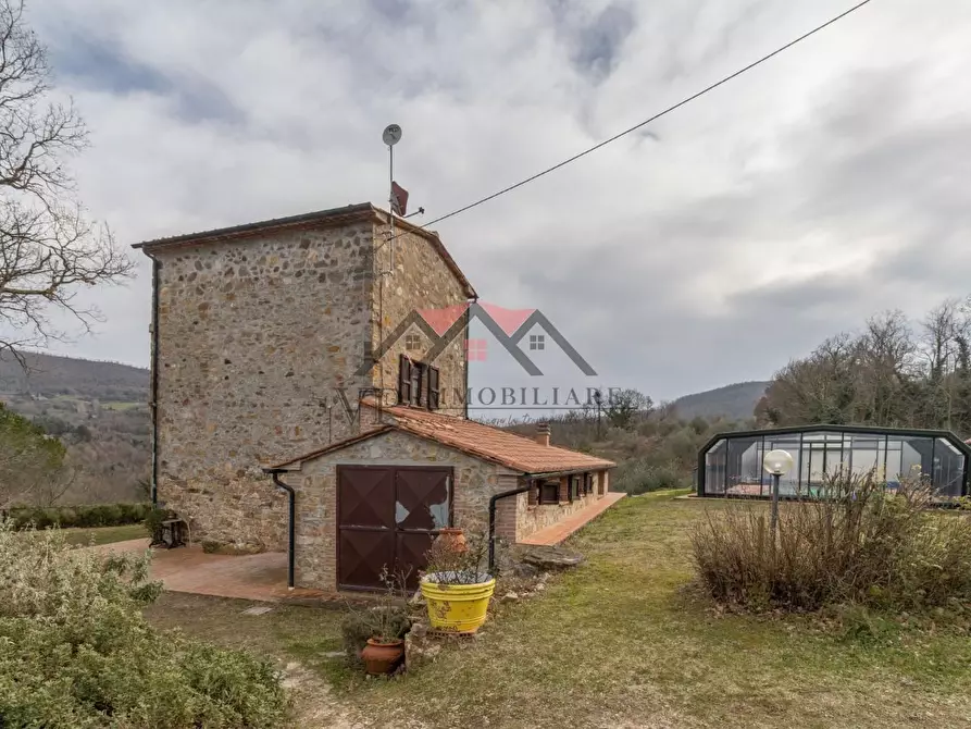 Immagine 15 di Casa indipendente in vendita  a Castelnuovo Val Di Cecina