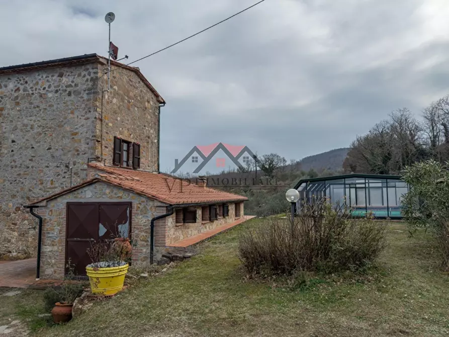 Immagine 3 di Casa indipendente in vendita  a Castelnuovo Val Di Cecina
