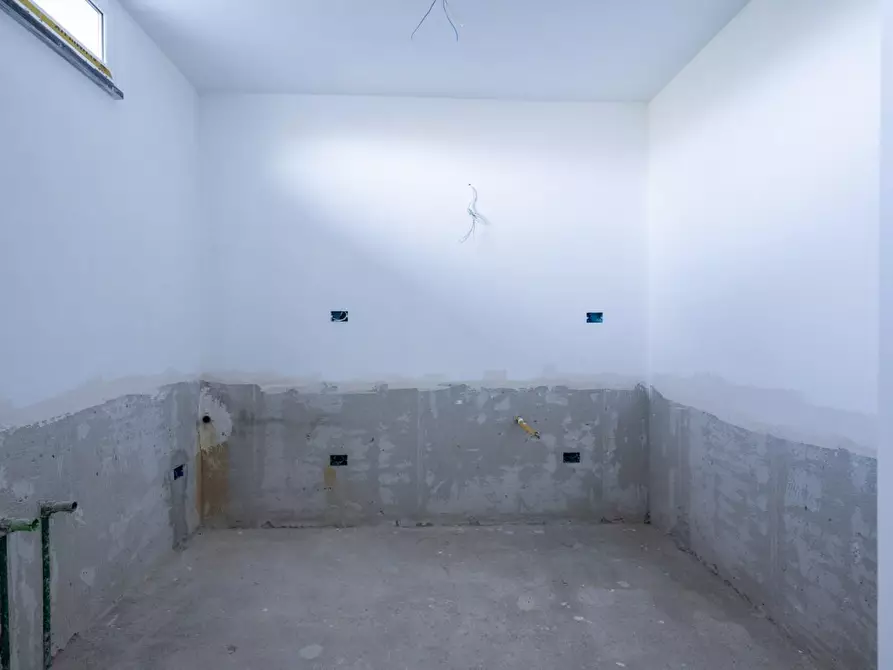 Immagine 23 di Villa in vendita  a San Giuliano Terme