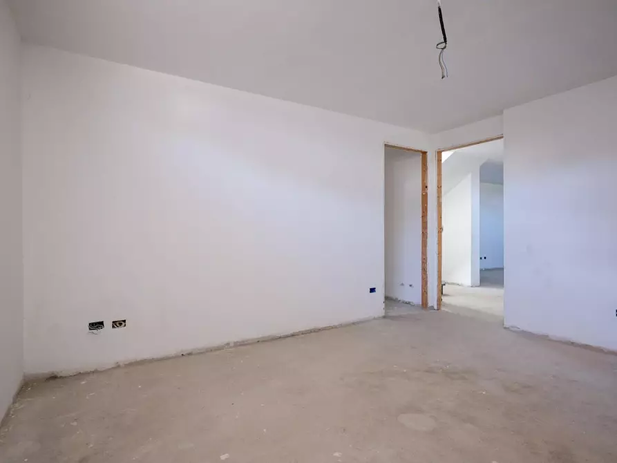 Immagine 27 di Villa in vendita  a San Giuliano Terme