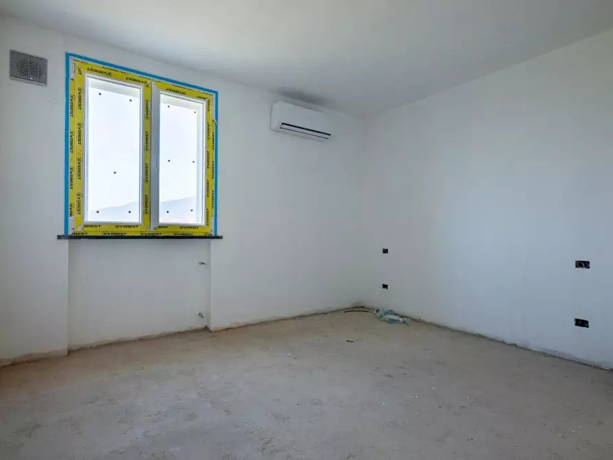 Immagine 39 di Villa in vendita  a San Giuliano Terme