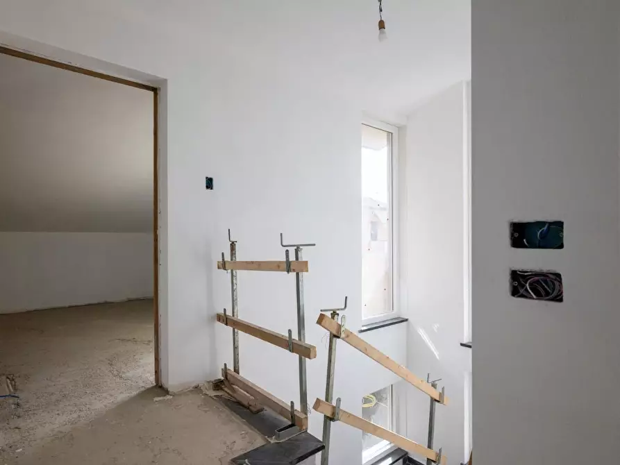 Immagine 34 di Villa in vendita  a San Giuliano Terme