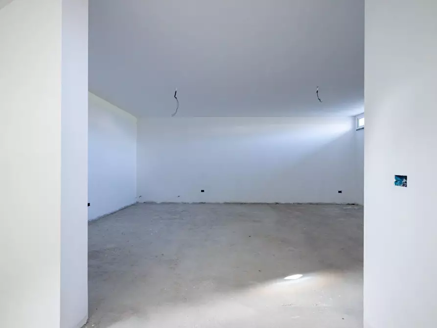 Immagine 30 di Villa in vendita  a San Giuliano Terme