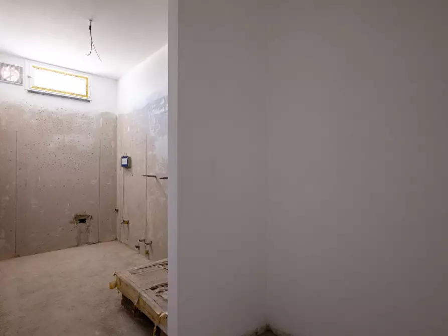 Immagine 29 di Villa in vendita  a San Giuliano Terme