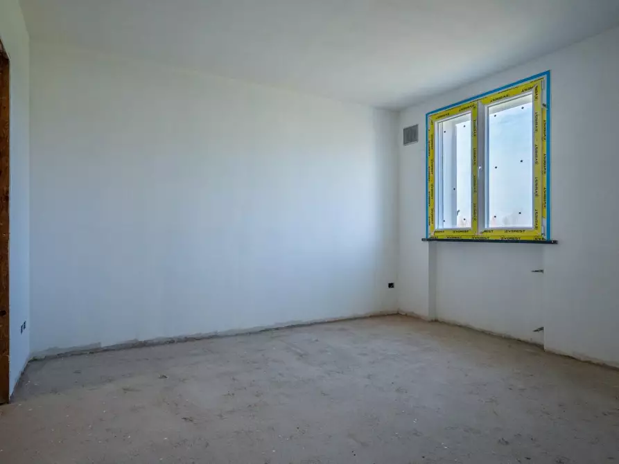 Immagine 38 di Villa in vendita  a San Giuliano Terme