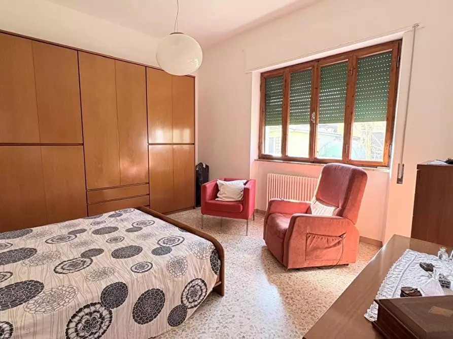 Immagine 16 di Villa in vendita  a Lucca