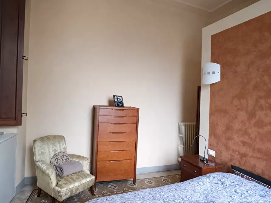 Immagine 9 di Appartamento in vendita  a Lucca