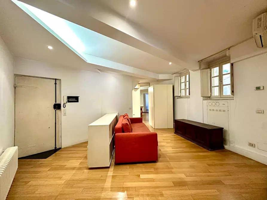 Immagine 16 di Appartamento in vendita  a Lucca