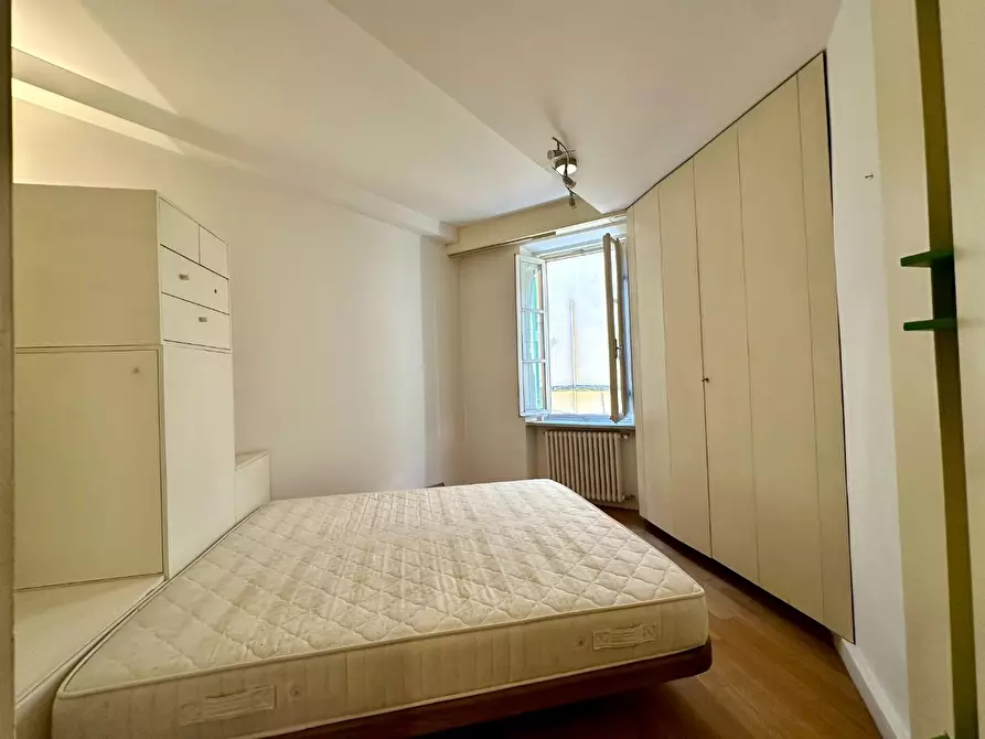 Immagine 22 di Appartamento in vendita  a Lucca