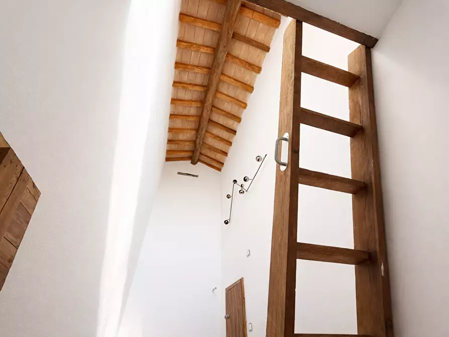 Immagine 10 di Appartamento in vendita  a Cascina