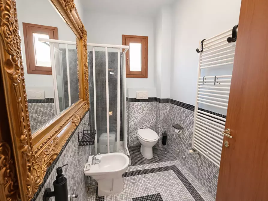 Immagine 5 di Appartamento in vendita  a Cascina