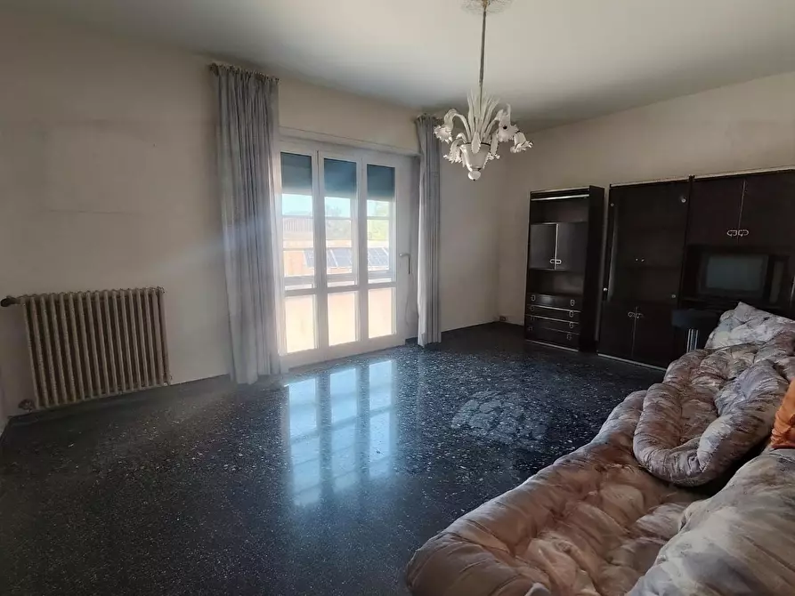 Immagine 5 di Appartamento in vendita  a Pisa