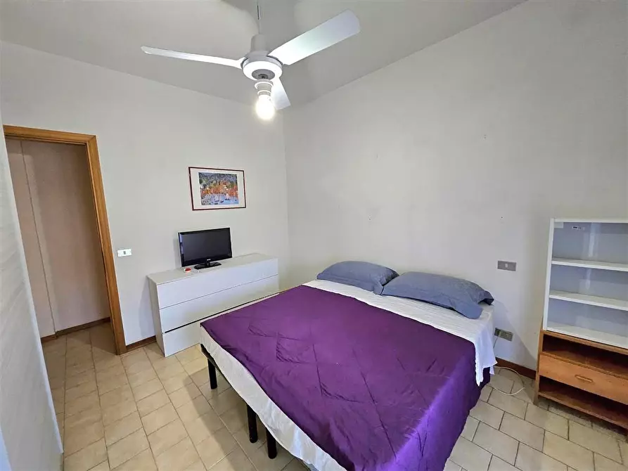 Immagine 13 di Appartamento in vendita  a Massa