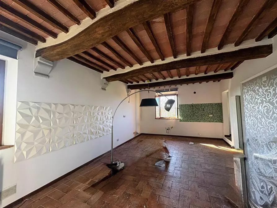 Immagine 2 di Appartamento in vendita  a Cascina