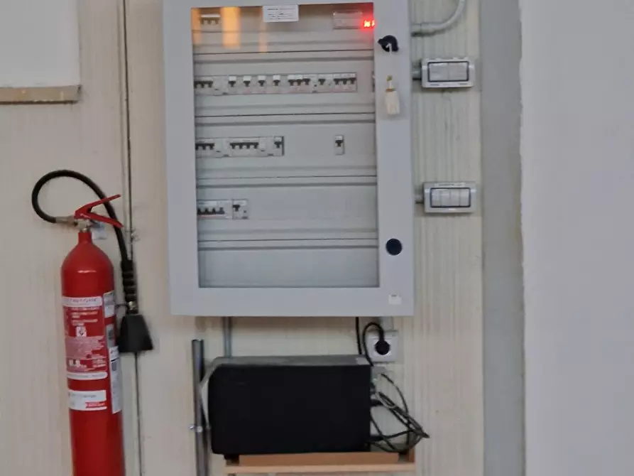 Immagine 8 di Attività artigianale in affitto  a Casciana Terme Lari