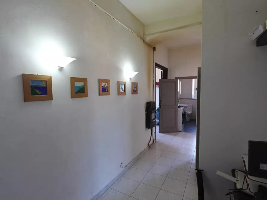 Immagine 7 di Appartamento in vendita  a La Spezia