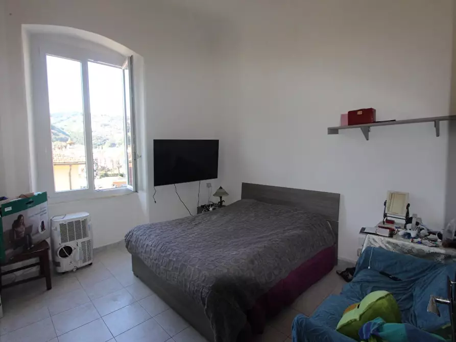 Immagine 11 di Appartamento in vendita  a La Spezia