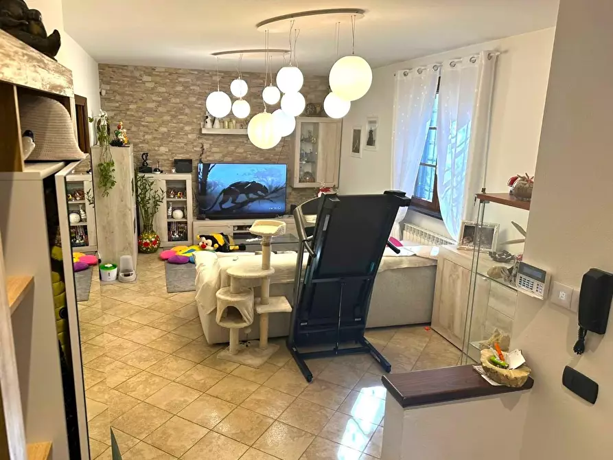 Immagine 13 di Villetta a schiera in vendita  a Capannori