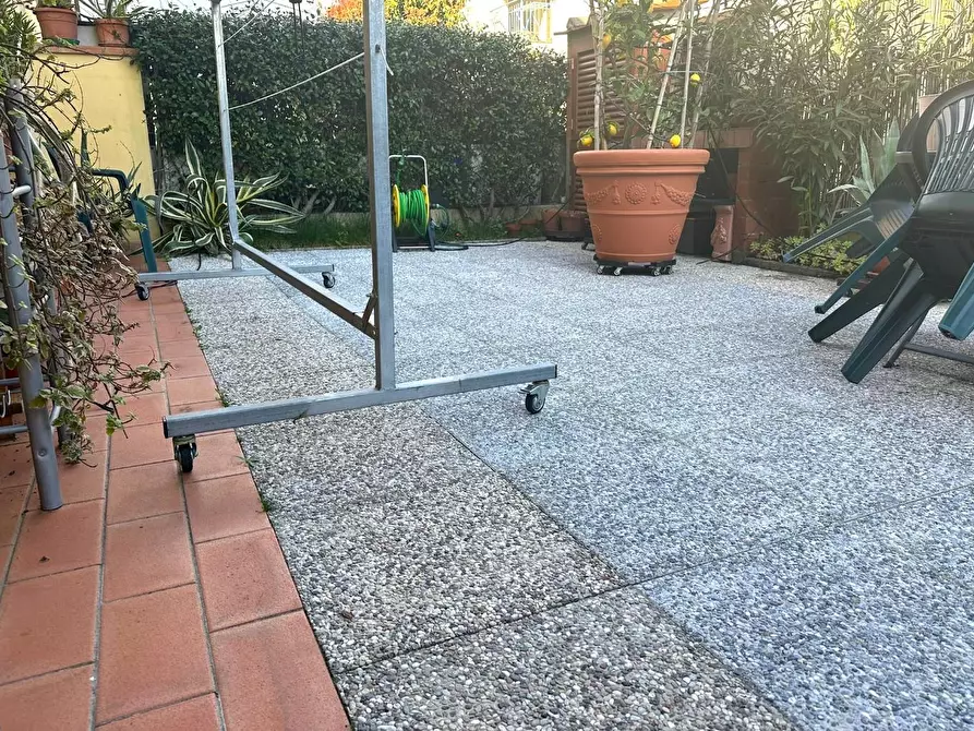 Immagine 19 di Villetta a schiera in vendita  a Capannori