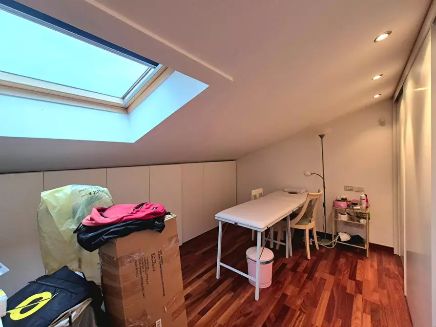 Immagine 30 di Villa in vendita  a Capannori