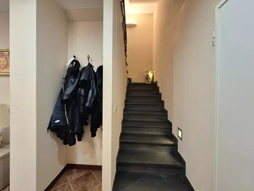 Immagine 20 di Villa in vendita  a Capannori