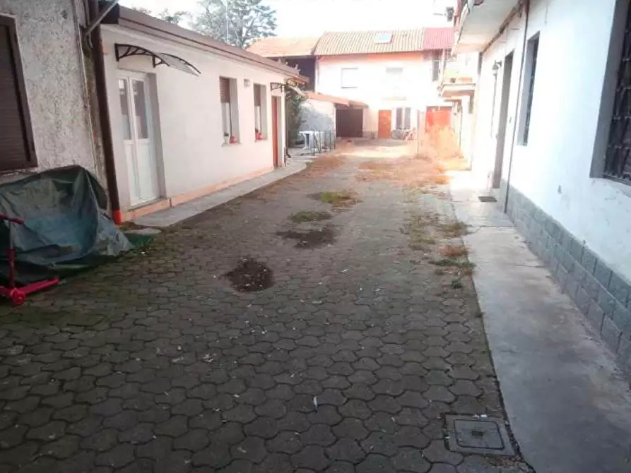 Immagine 4 di Appartamento in vendita  a Busto Garolfo