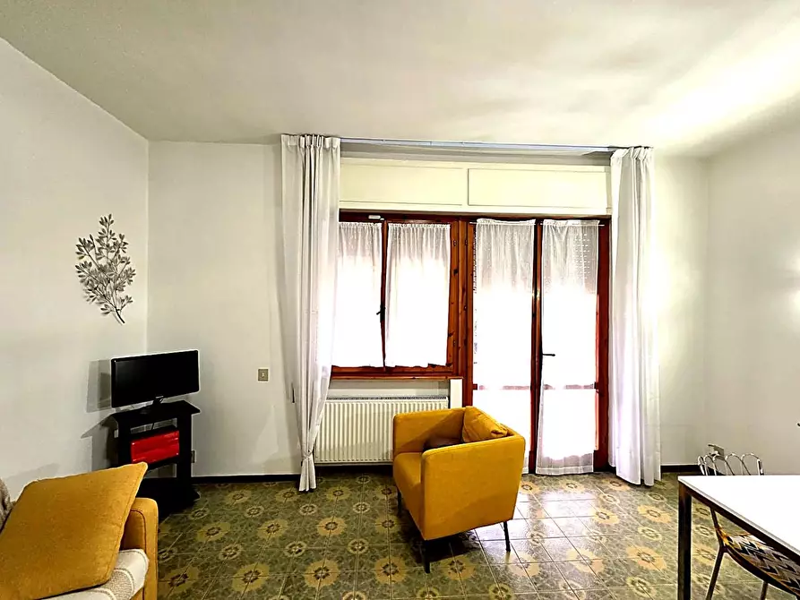 Immagine 5 di Appartamento in vendita  a Camaiore