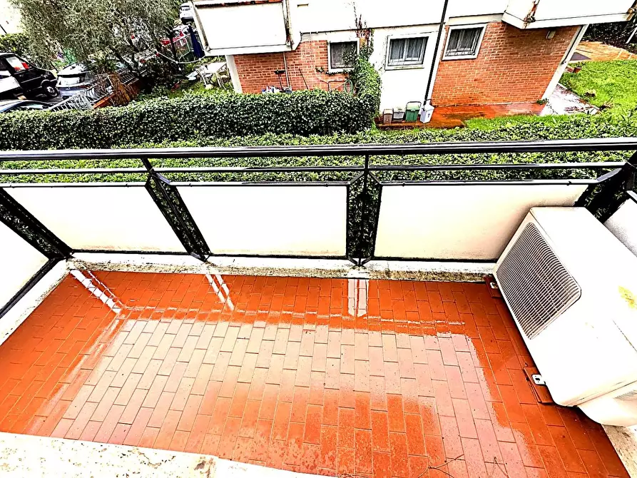 Immagine 10 di Appartamento in vendita  a Camaiore