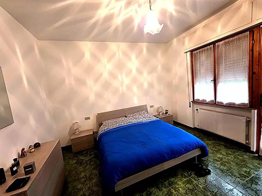 Immagine 15 di Appartamento in vendita  a Camaiore